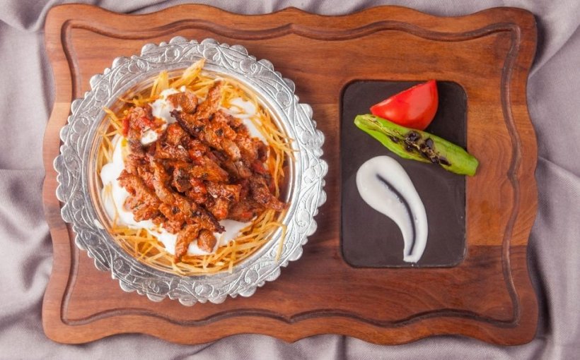 Lezzetiyle damak çatlatan Çökertme Kebabı nasıl yapılır?