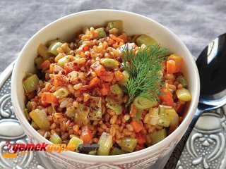 Pırasalı Bulgur Pilavı Tarifi, Nasıl Yapılır?