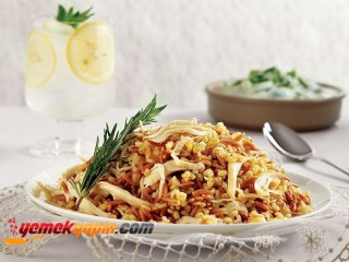 Şehriyeli ve Tavuk Etli Bulgur Pilavı Tarifi, Nasıl Yapılır?